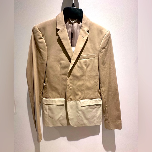 Michael Kors Tan/Cream Blazer - Size 40R US / 50R EU